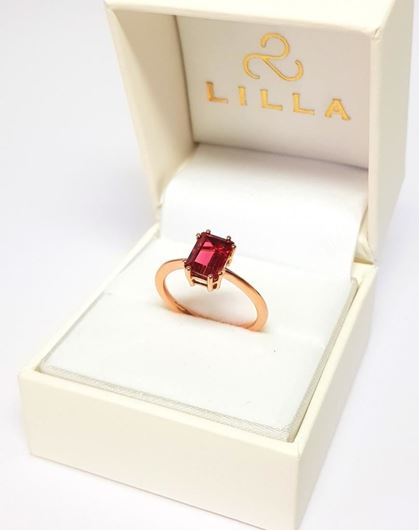 Picture of Anillo Fontanella turmalina rosa rectangular 1,71CT