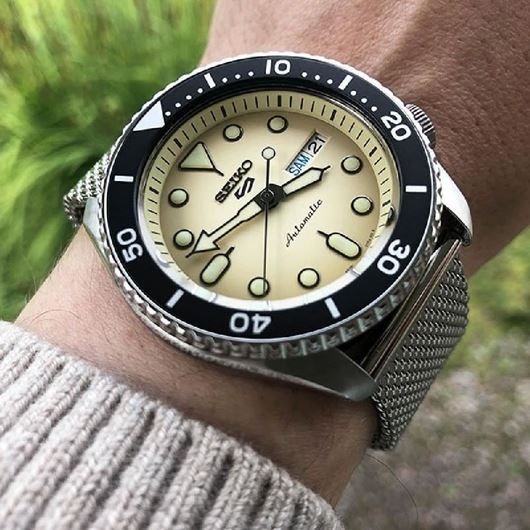 Picture of Reloj 5 Sports automático Suits