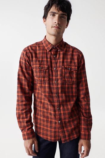 Foto de Camisa cuadros naranja y negro