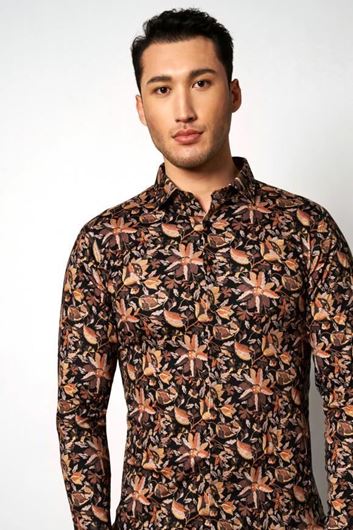 Picture of Camisa estampado hojas fondo negro