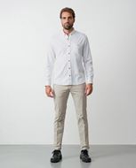 Foto de Camisa sport slim fit en viyela lisa de algodón