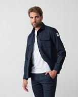 Foto de Sobrecamisa sport con dos bolsillos tapetas en punto técnico de algodón