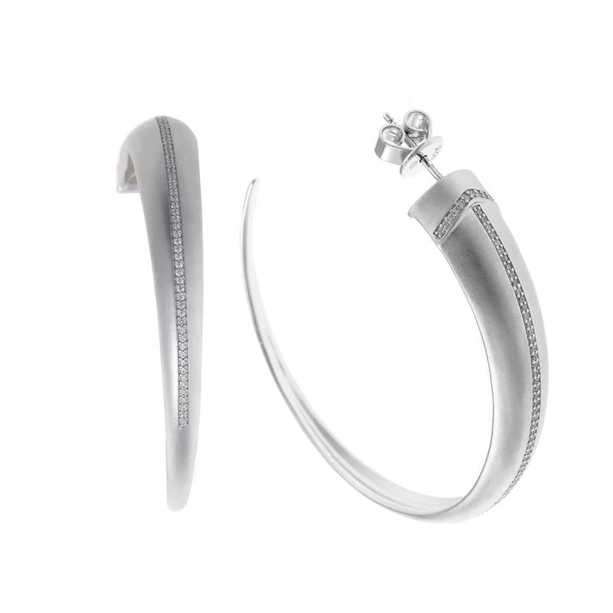 Foto de Pendientes aro de plata baño rodio satinado cuerno con circonitas