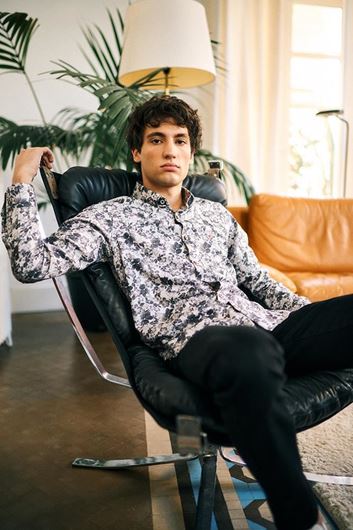 Picture of Camisa gris con estampado floral slim fit