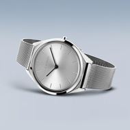 Foto de Reloj unisex ultra slim esfera y malla plateada 39mm