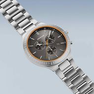 Foto de Reloj Titan Chrono con bisel naranja 43mm