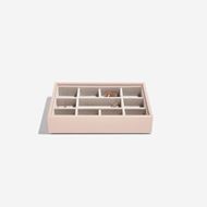 Foto de Capa de mini joyas cocodrilo rosa empolvado