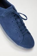 Foto de Zapatillas de piel color azul