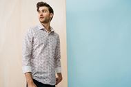 Foto de Camisa estampado diente de león multicolor
