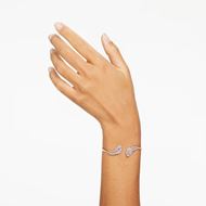 Foto de Brazalete Nice pluma color blanco y baño tono rosa