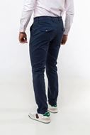 Foto de Pantalón chino slim fit azul marino