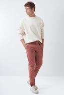 Foto de Pantalón chino S-Repel texturizado rosa Slim fit
