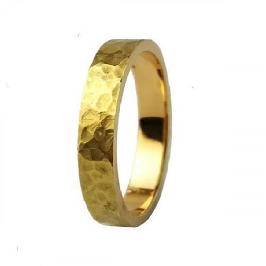 Foto de Alianza Martellé en oro amarillo 9kt 