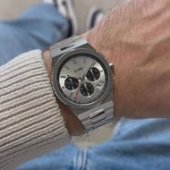 Foto de Reloj Vigoureux Chrono de acero color plata y negro