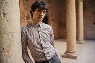 Picture of Camisa regular fit estampado geometrico multicolor