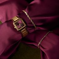 Foto de Reloj Gracieuse dorado con esfera burdeos