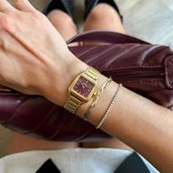 Foto de Reloj Gracieuse dorado con esfera burdeos