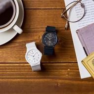Foto de Reloj Casio MQ-24 negro