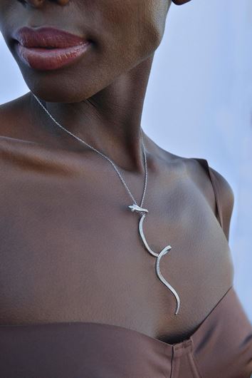Picture of Collar Jungle plata rodio serpiente circonitas blancas