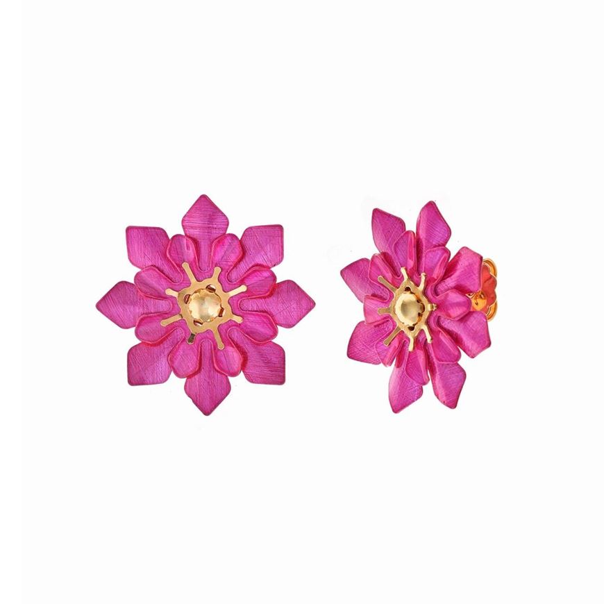 Foto de Pendientes de plata baño de oro diamantado flor fucsia