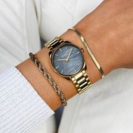 Foto de Reloj Cluse Féroce Mini de acero, color azul perla y dorado