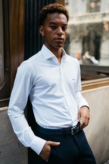 Foto de Camisa vestir blanca regular fit tejido Fly