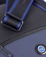 Foto de Bolso cruzado tecno azul y negro
