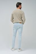 Foto de Pantalón vaquero azul claro slim fit