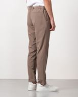 Foto de Pantalón sport canutillo visón liso