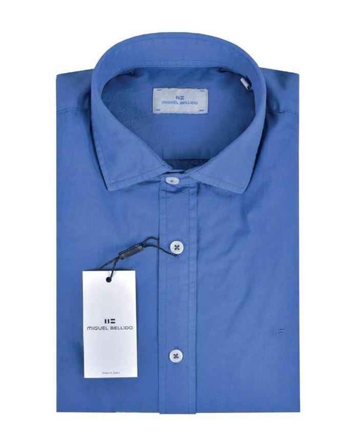 Foto de Camisa regular fit color azul lavado