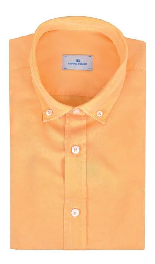 Foto de Camisa regular fit de lino 100% color sorbete de mandarina
