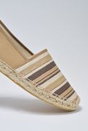 Foto de Alpargatas rayas tonos beige