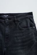Foto de Pantalón corto s-activ color negro lavado