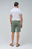 Foto de Pantalón corto s-activ regular color verde lavado
