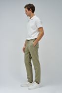 Foto de Pantalón jogger regular fit con lino verde caqui