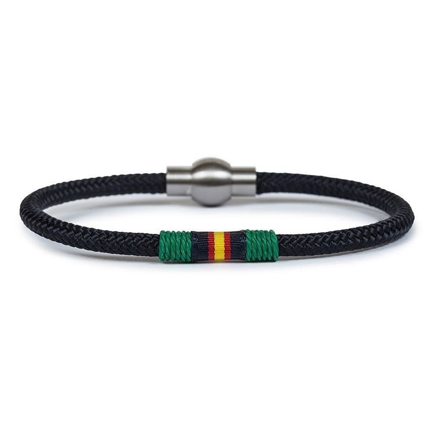 Picture of Pulsera cordón náutico con bandera España con hilo verde 22cm