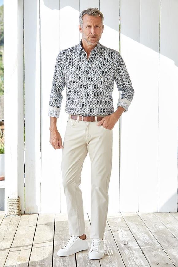 Foto de Pantalón 5 bolsillos beige modern fit