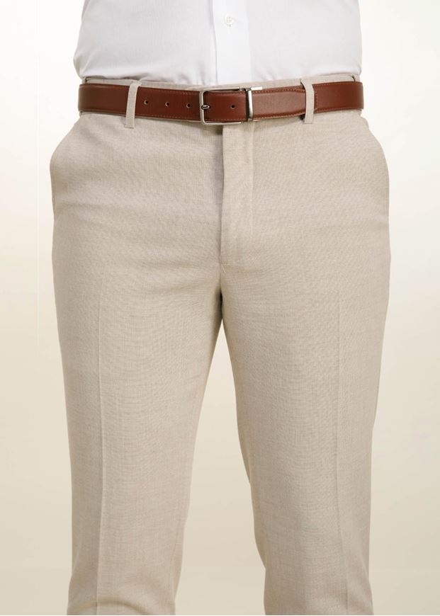 Foto de Pantalón vestir microtextura color arena