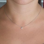 Foto de Gargantilla Divinity de oro blanco y 1 brillante 0,20 quilates