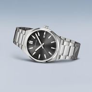 Foto de Reloj Sport Classic plateado y esfera negra 39mm