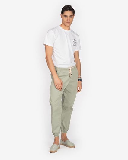 Foto de Pantalón jogger color salvia
