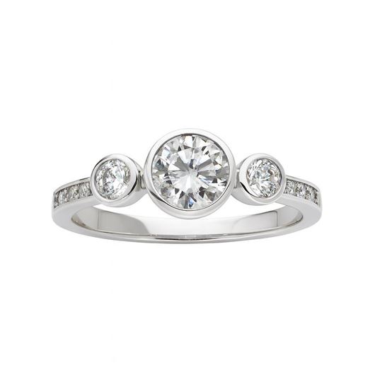 Foto de Anillo de oro blanco 18kt con chatones de circonitas blancas