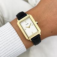 Foto de Reloj Cluse Fluette en caja de regalo, acero, color dorado y correa de piel de lagarto negra.
