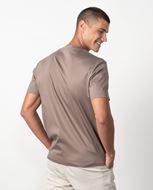 Foto de Camiseta de algodón efecto empolvado con logo Etiem – Color visón