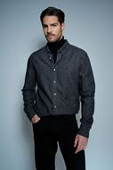 Foto de Camisa vaquera negra de algodón con corte regular y cuello clásico
