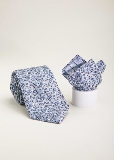 Foto de Corbata + pañuelo microfibra florecitas azules 