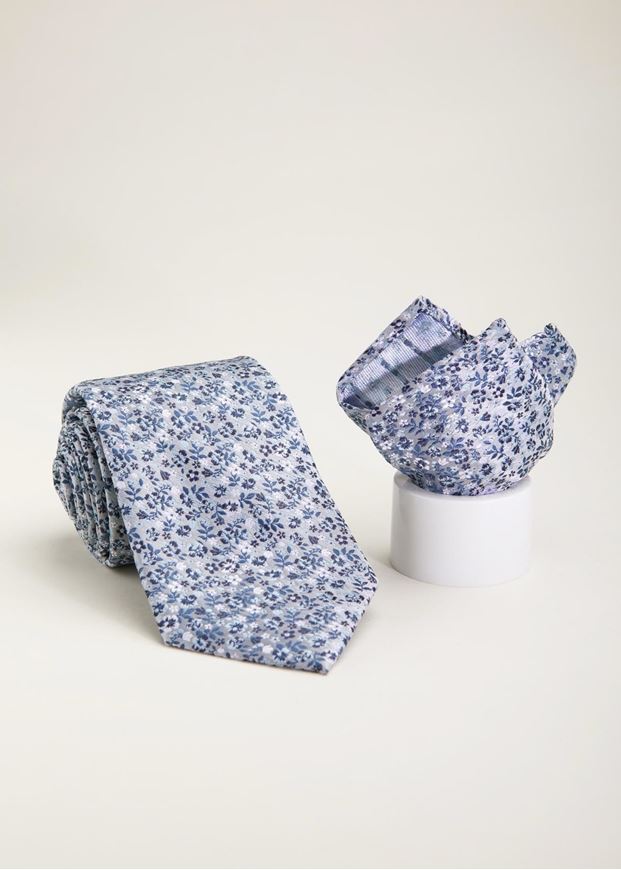 Foto de Corbata + pañuelo microfibra florecitas azules 