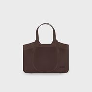 Foto de Bolso Cluse Tote Bag Petite con textura marrón chocolate 