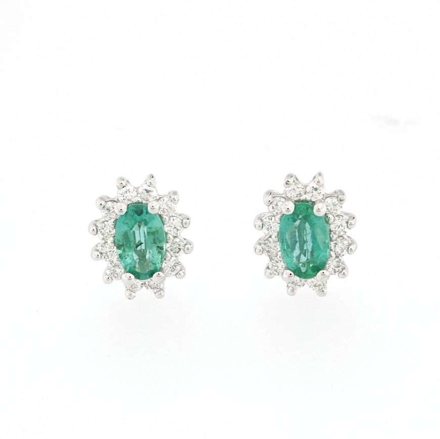 Foto de Pendientes de oro blanco y esmeraldas 0,58ct y brillantes 0,24ct + 0,24ct