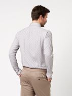 Foto de Camisa Kent estampado geométrico beige slim fit para hombre